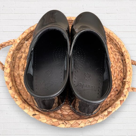 DANSKO Black Patent Leather Clogs Comfort Slip On Mules Shoes Size 38 - Picture 5 of 11